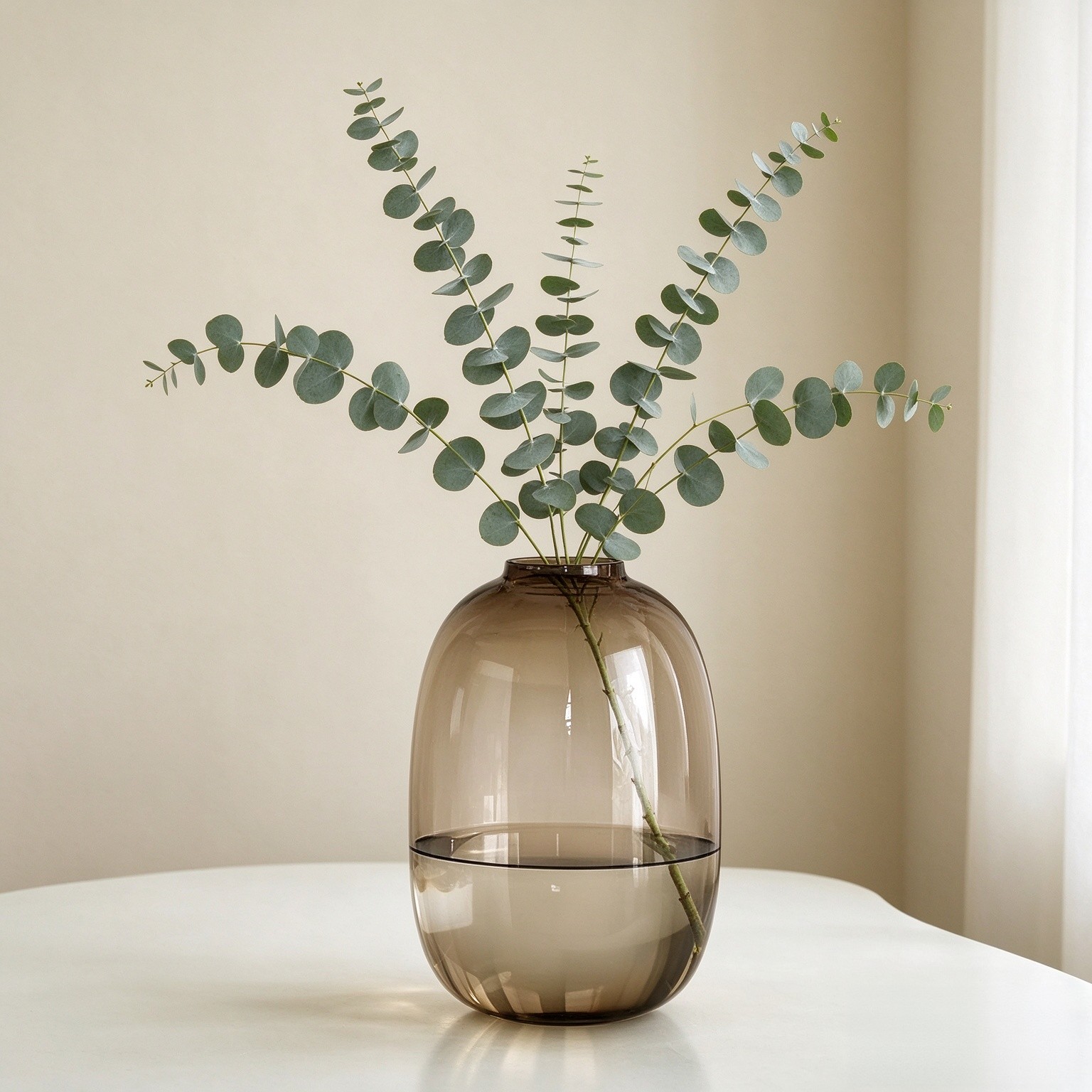 GeLive Brown Glass Vase Round Clear Colored Flower Vase for Centerpiece Long Stem Branch Fresh Artificial Plant Bottle Modern Home Indoor Decoration (Brown)