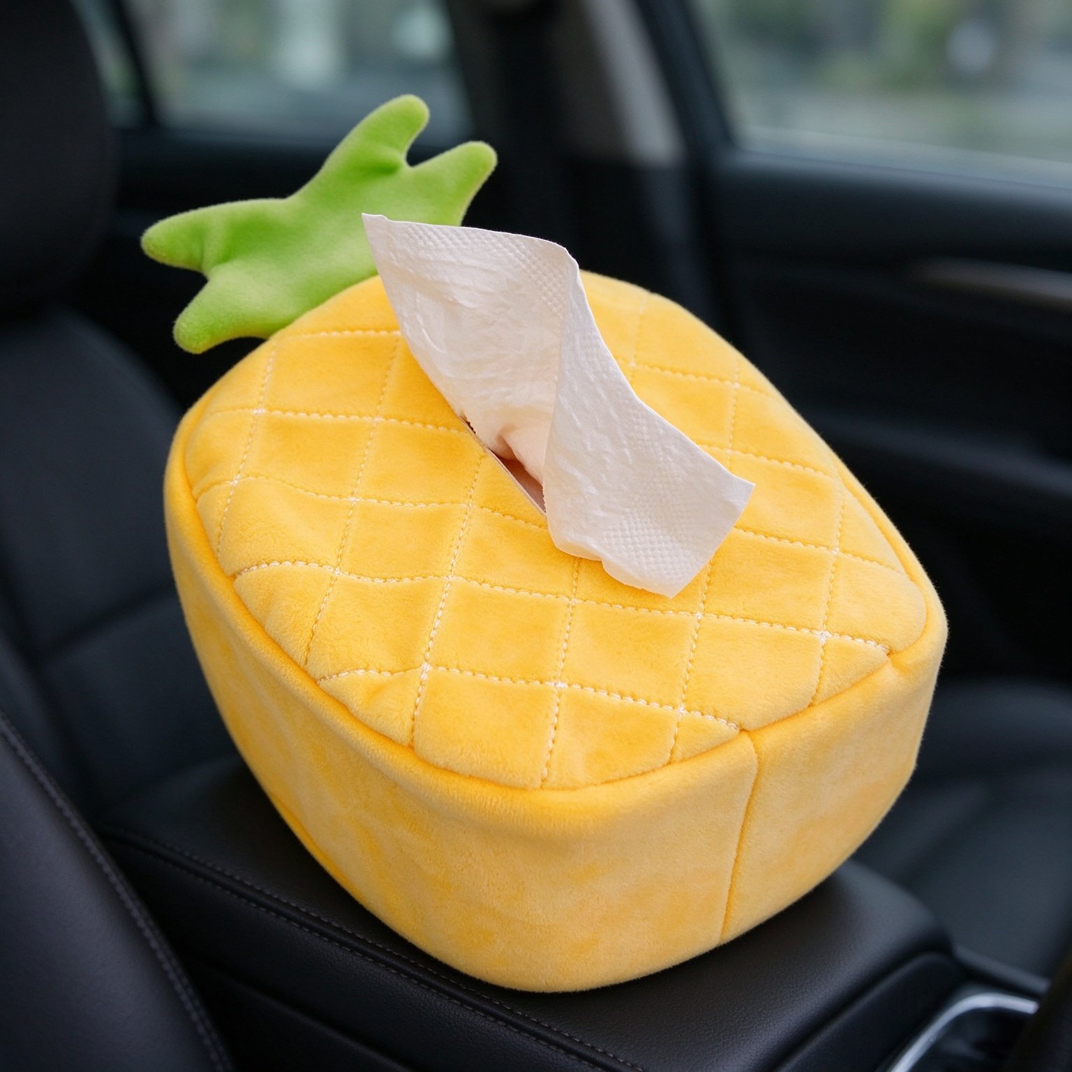 Pokinge 1Pcs Cute Car Tissue Box Creative Plush Pineapple Tissue Holder Cartoon Pineapple Tissue Case Portable Car Armrest Drawer Tissue Paper Box